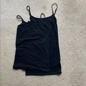 Set of 2 black tank tops